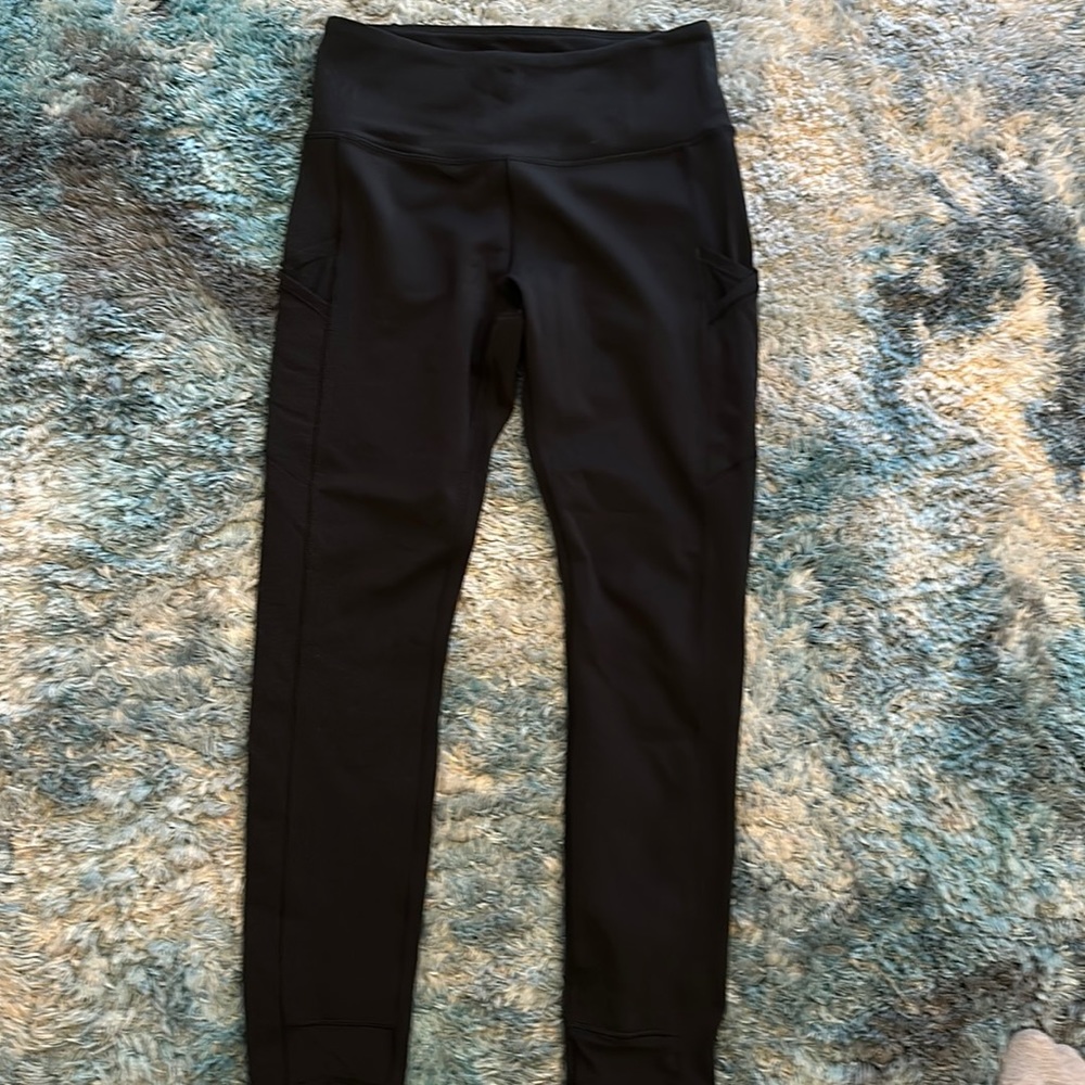 ivivva black pocket leggings